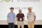 🏆 Javi receives the 2025 Hutner Award